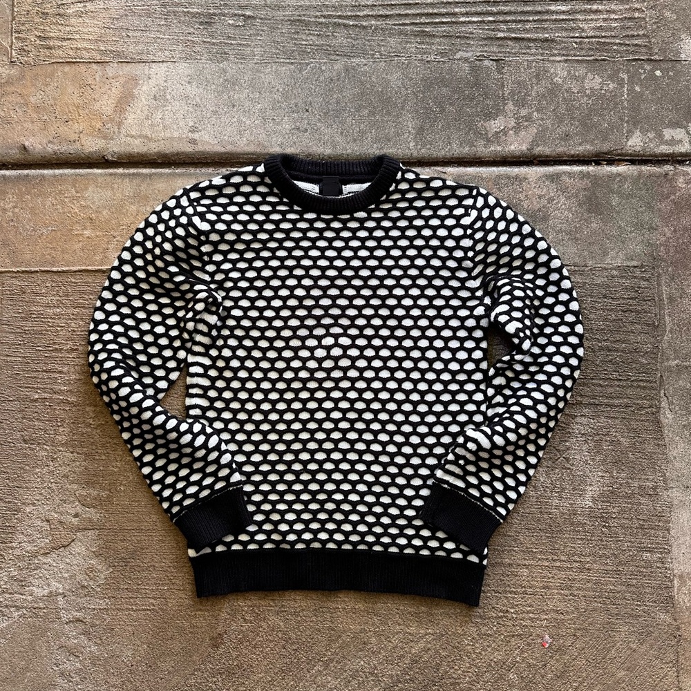 H&M black and white crewneck pullover knit sweater for men